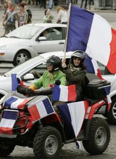 quad drapeau présidentielle 2007.jpg