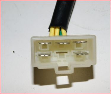 Connecteur du HY22007-REGULATEUR DE CHARGE.JPG