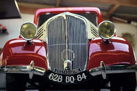 Couverture 102 Blanche copie.jpg