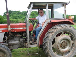 michel_et_son_tracteur.jpg