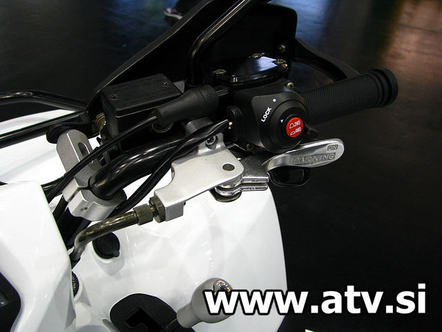 adly normal_wbc-intermot-2010-005 (4).jpg