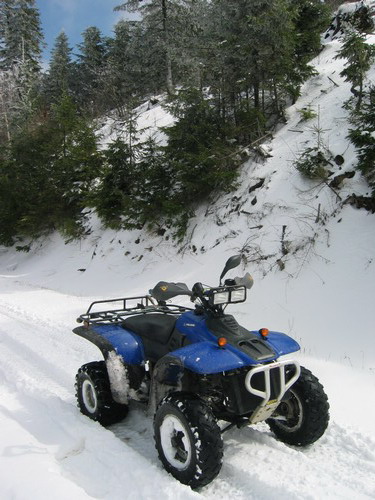 linhai dans la neige.jpg